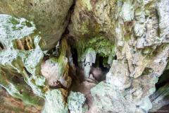 Intérieur de la grotte de la Reine Hortense, île des Pins