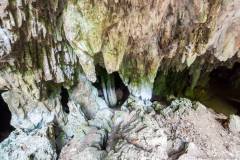 Roche, grotte de la Reine Hortense, île des Pins