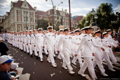 La Navy défile