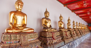 Statues Wat Pho Bangkok Thailande