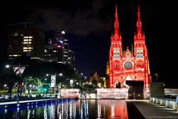 Illuminations sur St Mary's Cathedral, Sydney