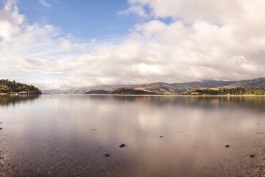 Panoramique de la baie d'Akaroa depuis Duvauchelle