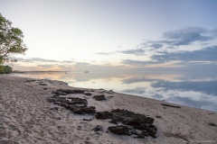 Lever de soleil, plage de Poé, Grande-Terre