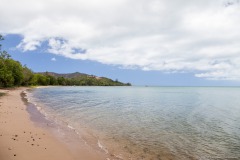 Plage de Poum, Grande-Terre